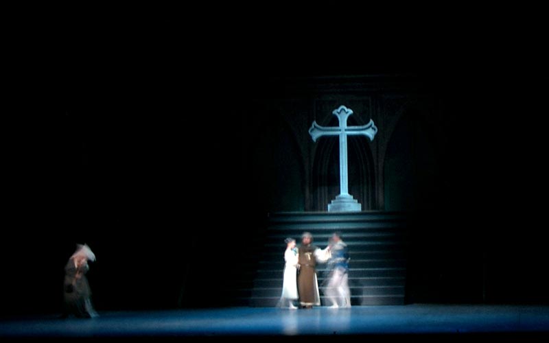 ロミオとジュリエット1幕6場、2幕2場　ロレンスの僧院